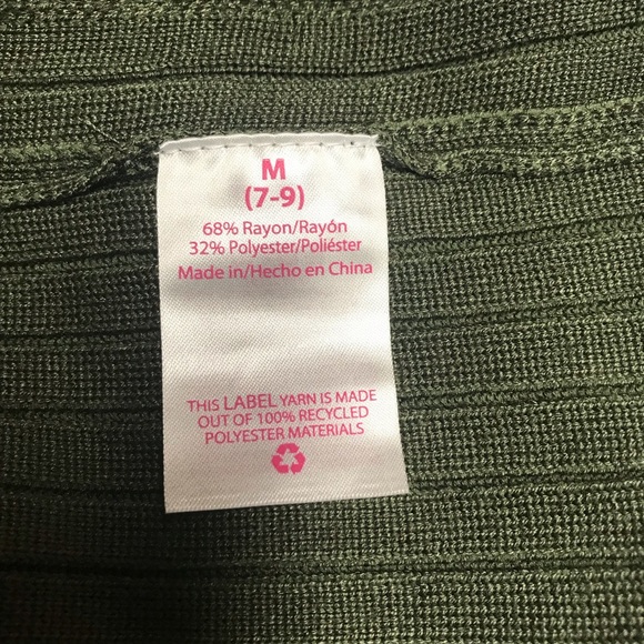 2 Piece Ribbed Knit V Neck Crop Top and High Waist MIDI, Bodycon Pencil Skirt - Picture 7 of 8